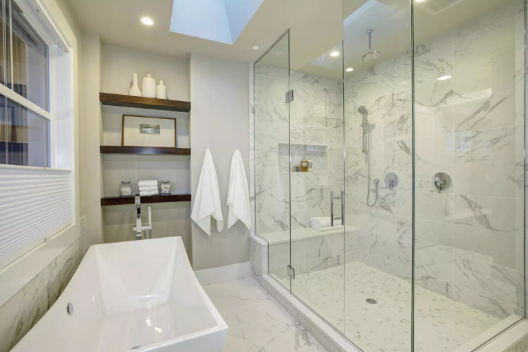 The Aesthetics of Custom Shower Glass: Creating a Luxurious Bathroom Space